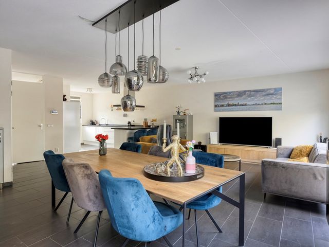 Gerrit Kögelerstraat 74, Zwijndrecht