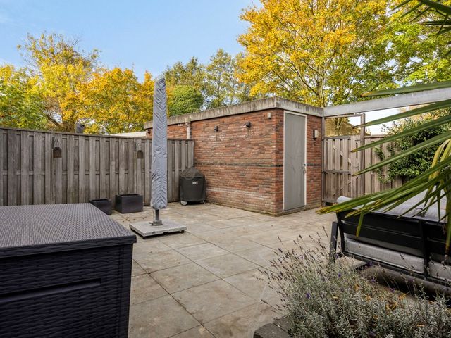 Gerrit Kögelerstraat 74, Zwijndrecht