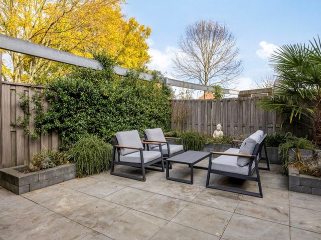 Gerrit Kögelerstraat 74, Zwijndrecht