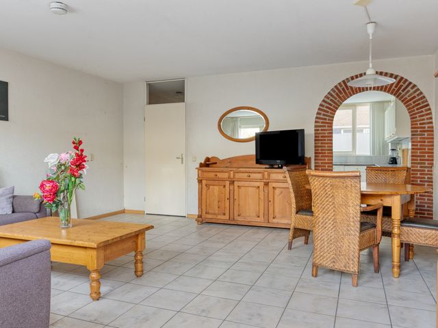 Suze Baarthof 18, Leiden