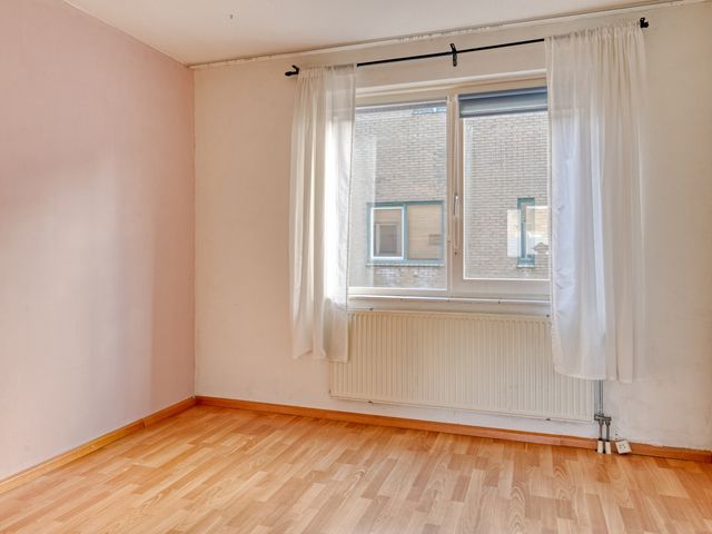 Suze Baarthof 18, Leiden