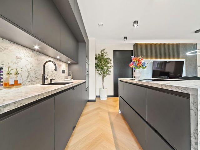 Jaap van der Hoekplaats 62, Rotterdam