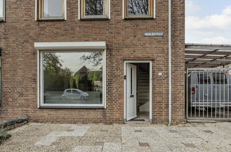 Oranjestraat 62