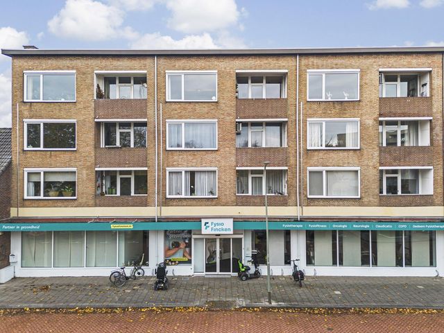 Onze Lieve Vrouweplein 16, Roermond