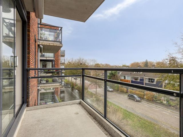 Kustvaart 11, Krimpen Aan Den IJssel