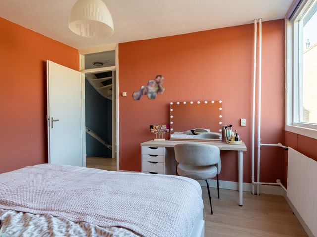 Dokter van Vuurestraat 16, Dussen