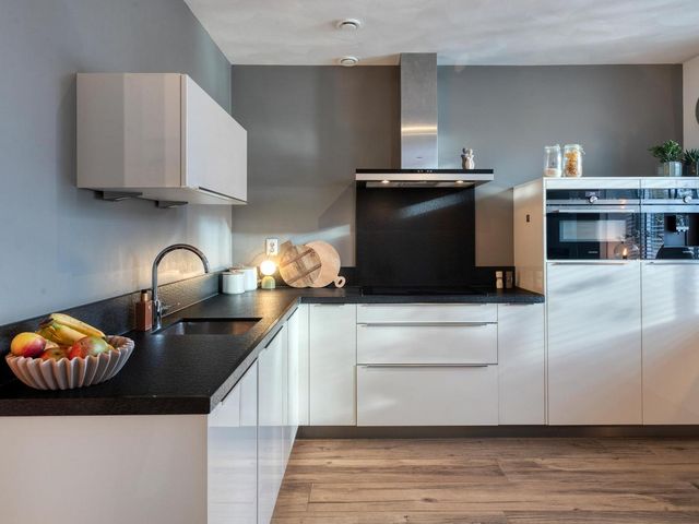 Veenendaalstraat 151, Tilburg