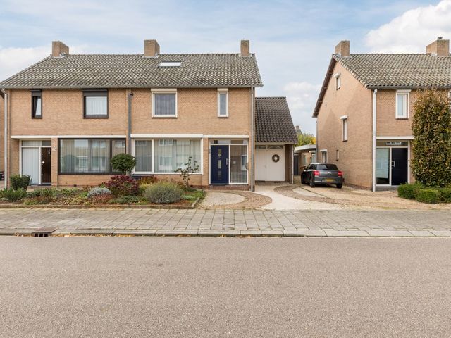 Laurierstraat 24, Echt