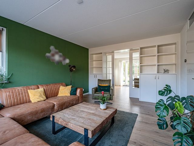 Pasteurhage 15, Emmeloord