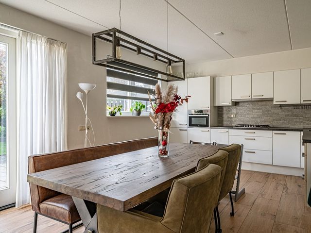 Pasteurhage 15, Emmeloord