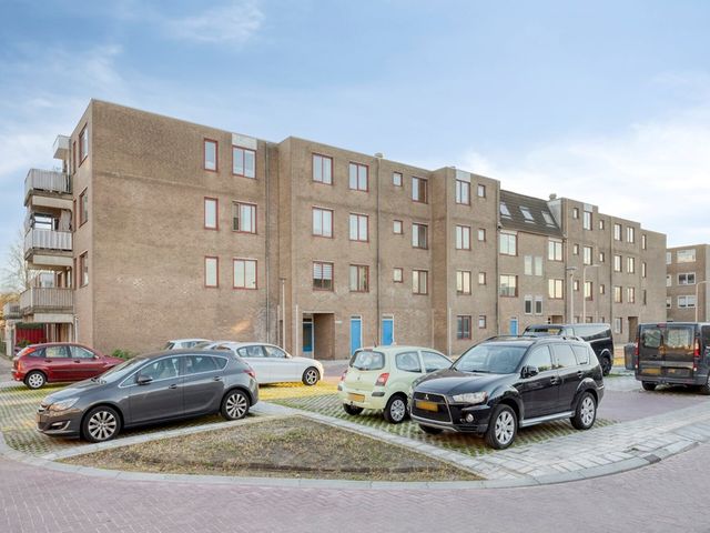 Ringspoor 142, Capelle aan den IJssel