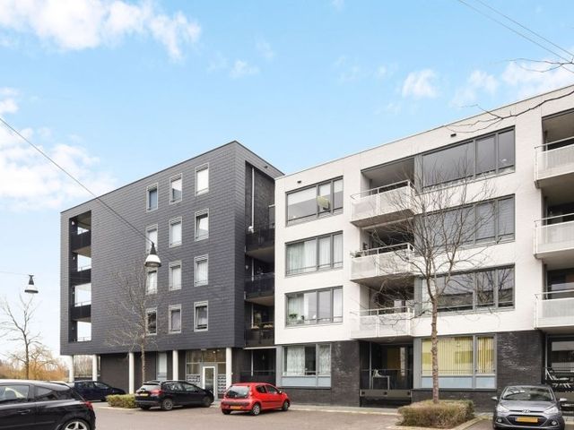 Manis Krijgsmanhof , 's-Hertogenbosch