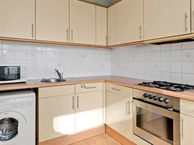 Volendamlaan , Den Haag