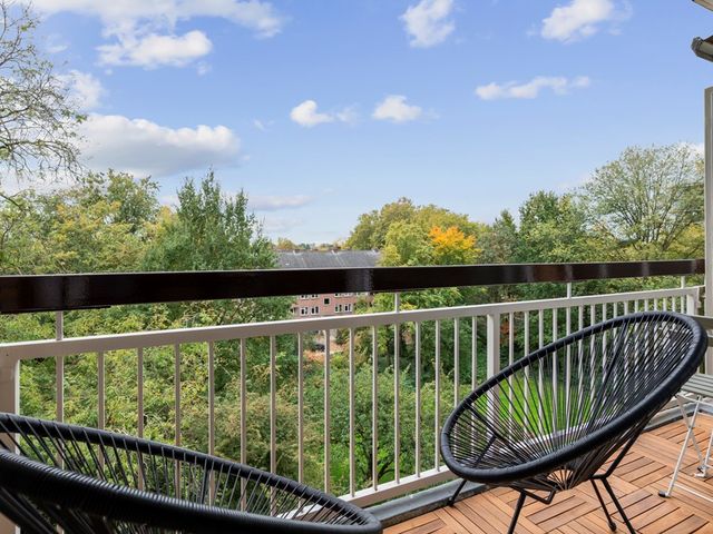 Van Nijenrodeweg 778, Amsterdam