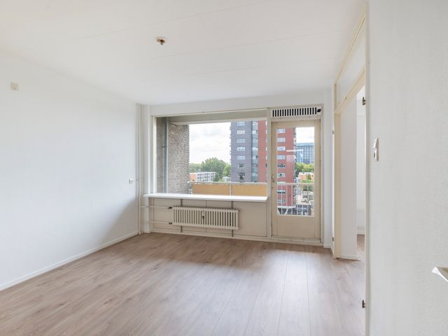 Willem Landréplein 60, Schiedam