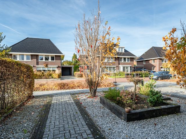 Pasteurhage 15, Emmeloord