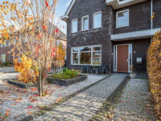 Pasteurhage 15, Emmeloord