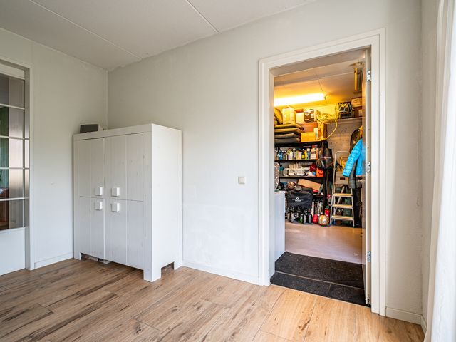 Pasteurhage 15, Emmeloord