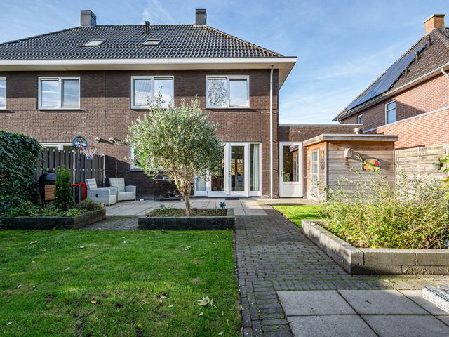 Pasteurhage 15, Emmeloord