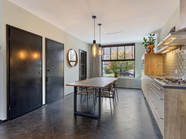 Mandenmakerstraat 16, Breda