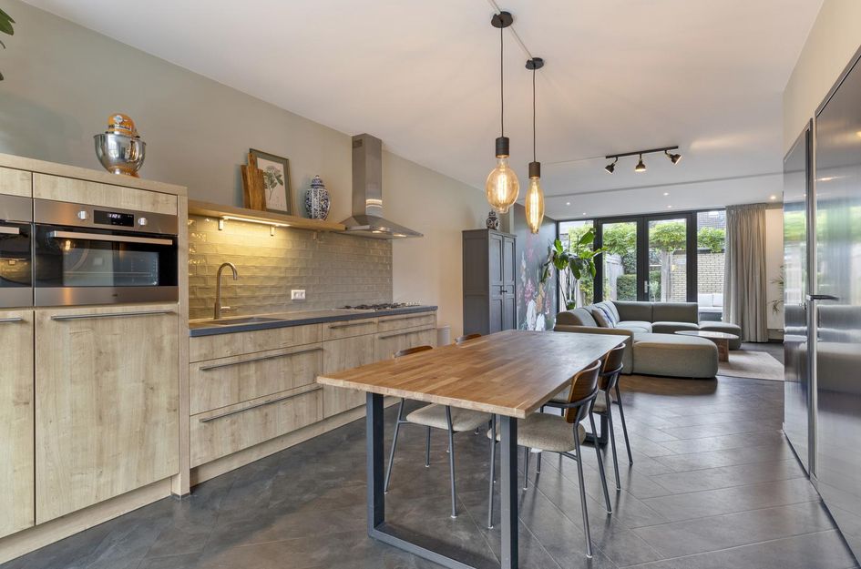 Mandenmakerstraat 16