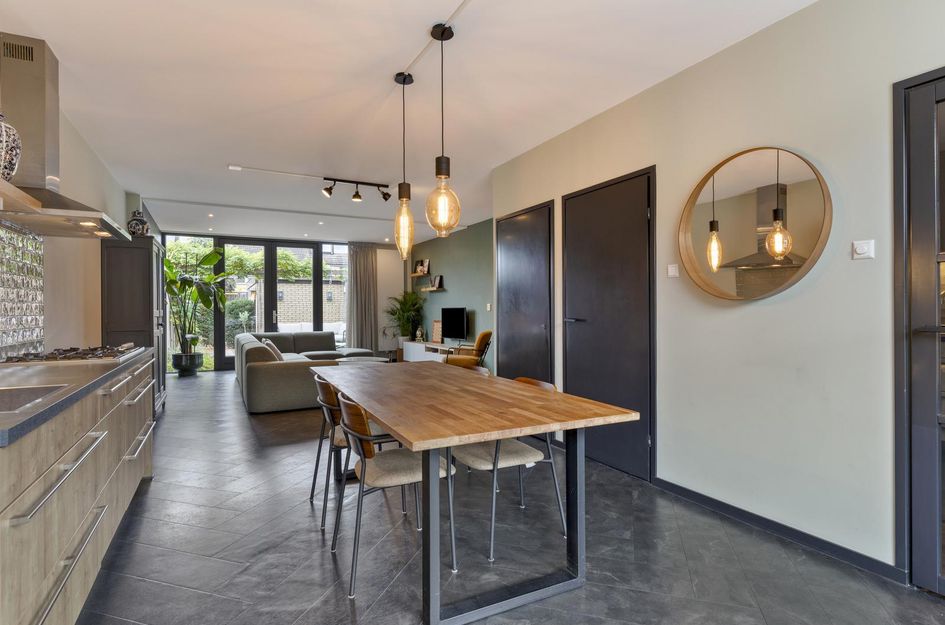 Mandenmakerstraat 16