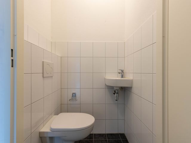 Leliestraat 13B, Roelofarendsveen