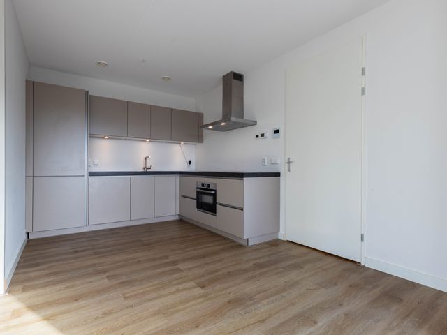 Leliestraat 13B, Roelofarendsveen