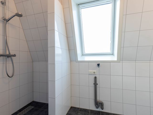 Leliestraat 13B, Roelofarendsveen