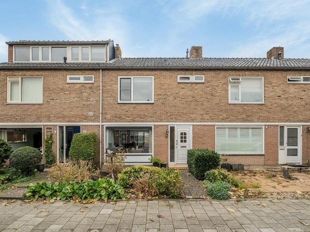 De Zeeg 38, Barendrecht