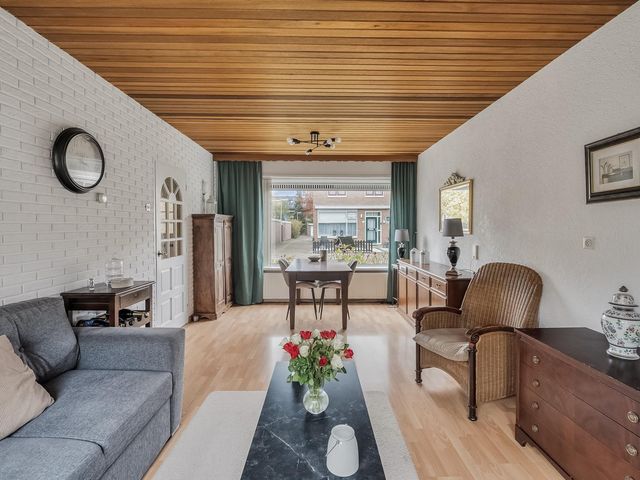 De Zeeg 38, Barendrecht