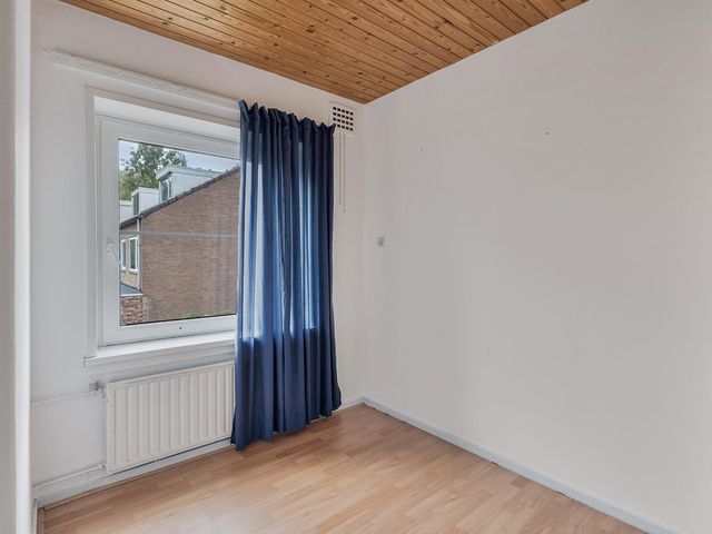 De Zeeg 38, Barendrecht