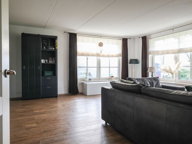 Hikkaarderdyk 24, Jislum