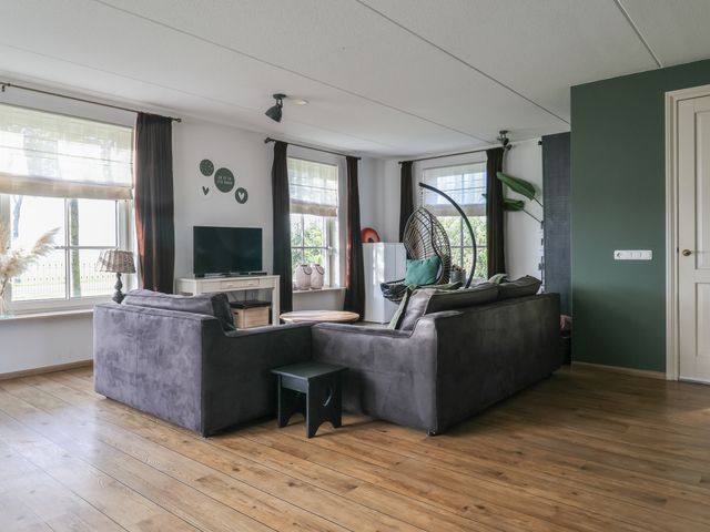 Hikkaarderdyk 24, Jislum