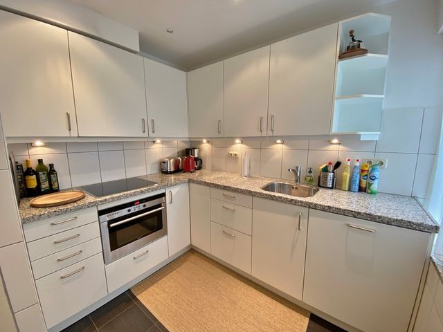 Jozef Israëlsplein 9, Den Haag