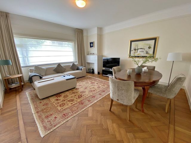 Jozef Israëlsplein 9, Den Haag