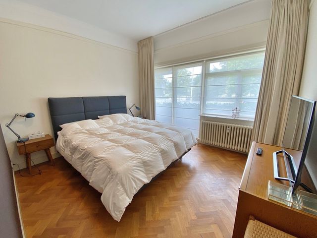 Jozef Israëlsplein 9, Den Haag