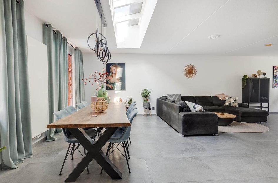 Pater Hubertuscour 13