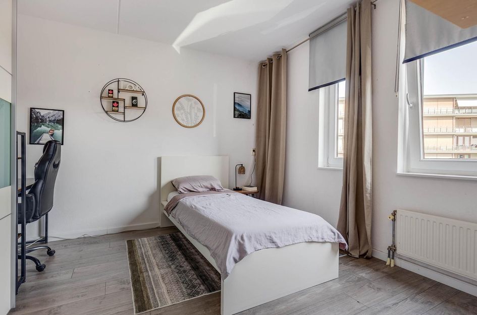 Pater Hubertuscour 13