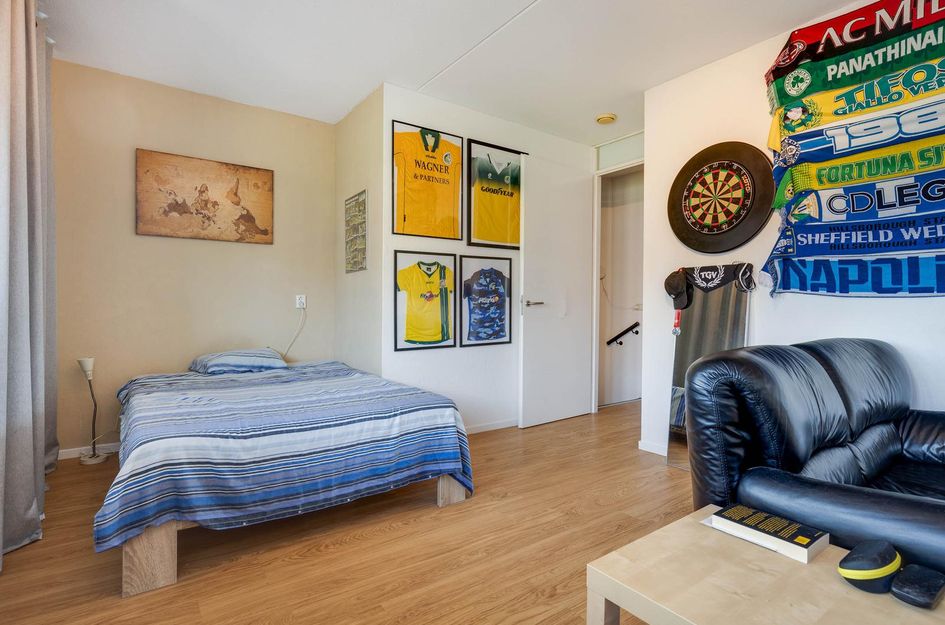 Pater Hubertuscour 13