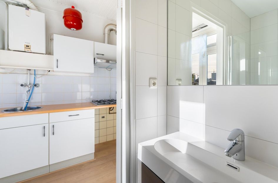 Admiraal de Ruyterweg 28E