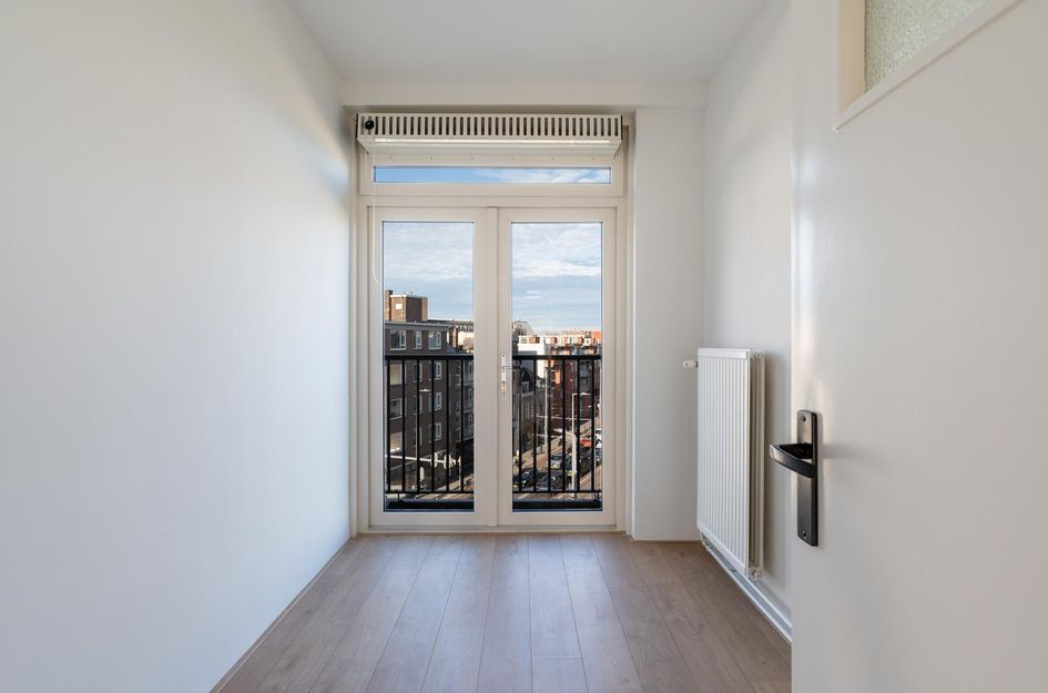 Admiraal de Ruyterweg 28E