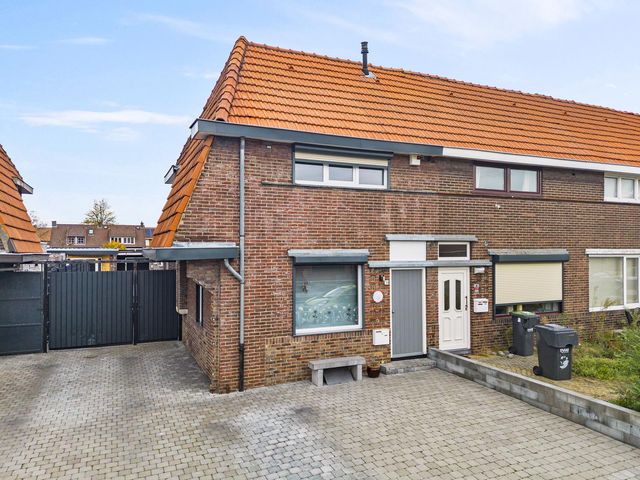 Rozenlaan 26, Geleen