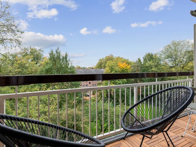 Van Nijenrodeweg 778, Amsterdam