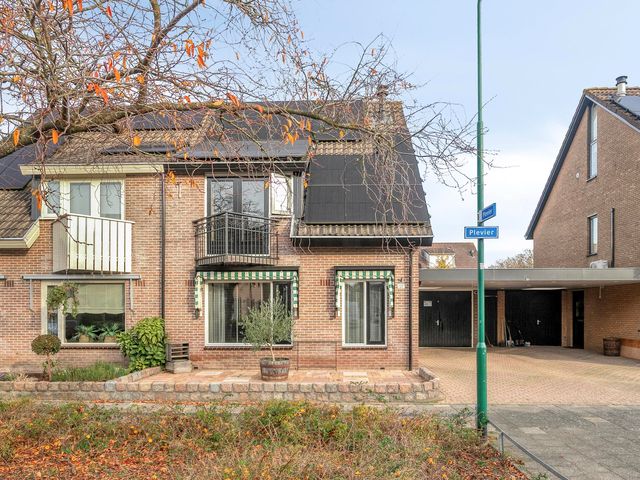 Plevier 127, Bunschoten-Spakenburg