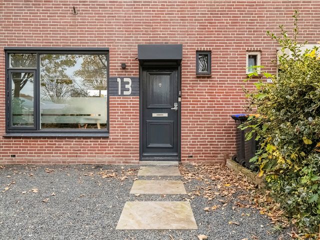 Almereweg 13, Zeewolde