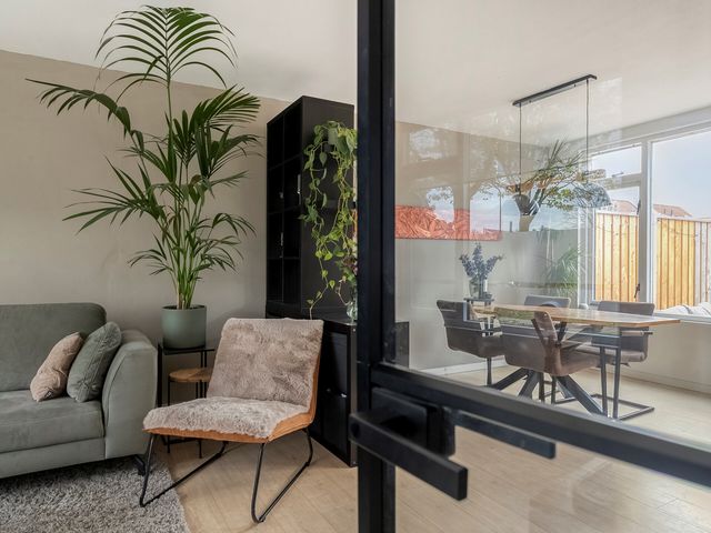 Almereweg 13, Zeewolde