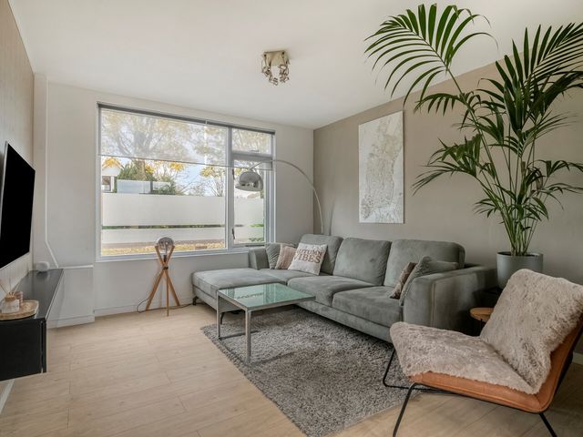 Almereweg 13, Zeewolde