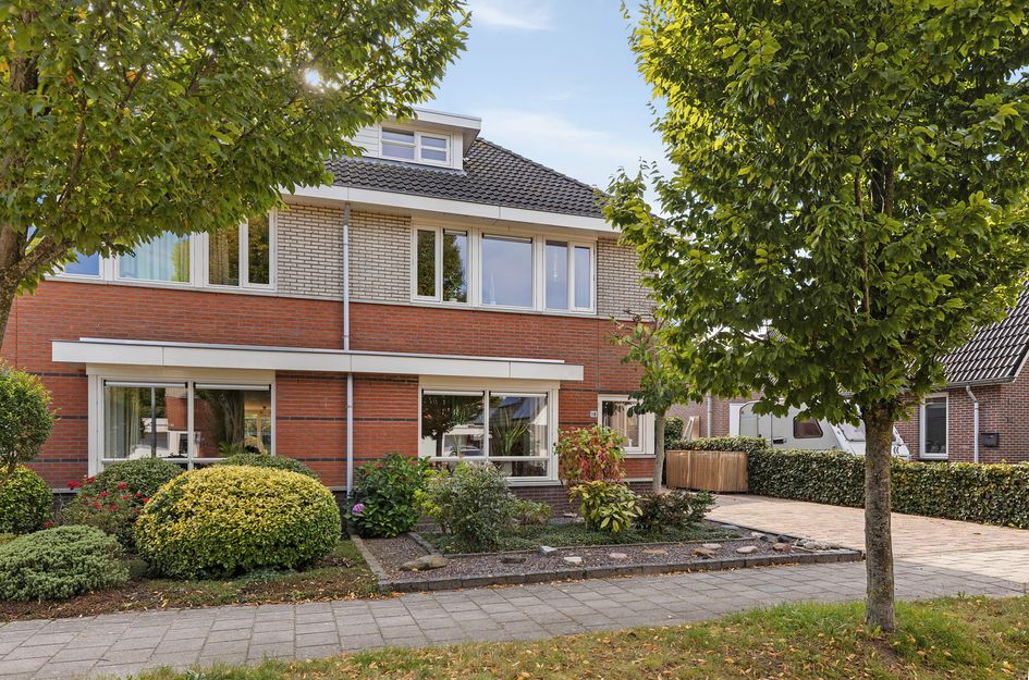 Taco Haringastraat 18