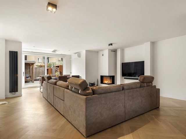 Schönbergweg 15, Almere